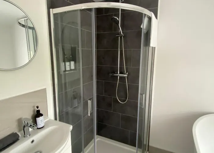 홈스테이 Ardeen House 발리하이지